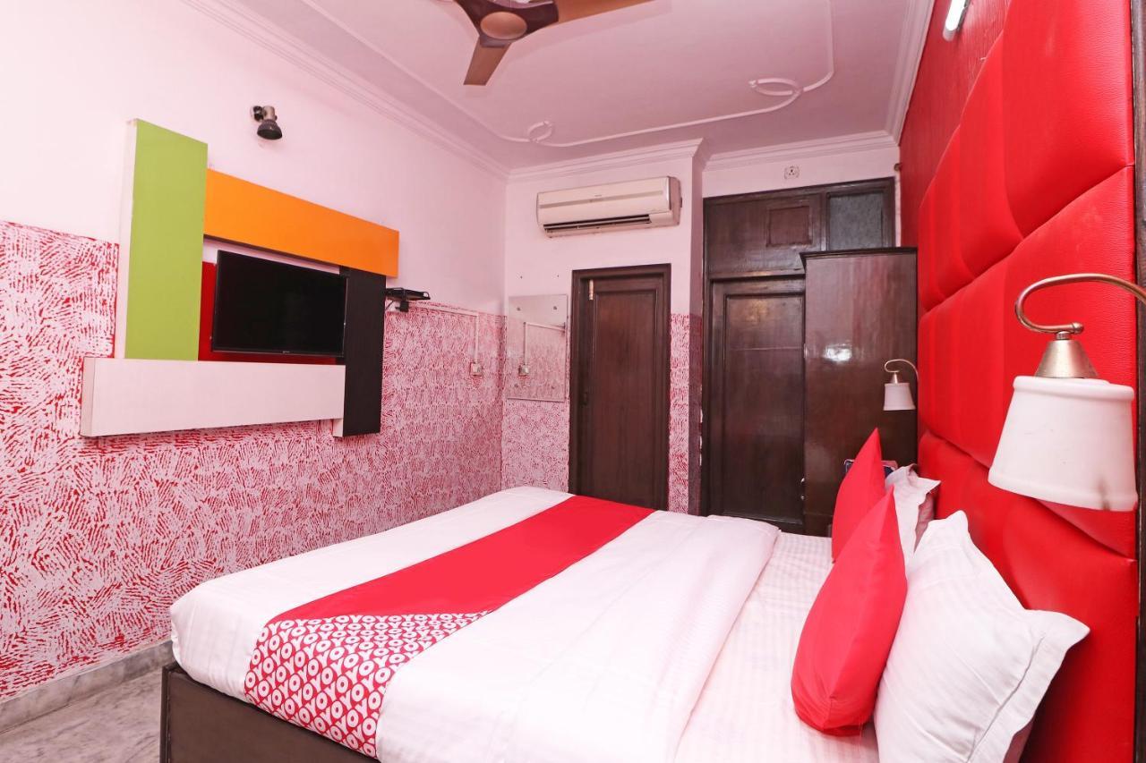 Oyo 29304 Hotel Pooja Yamuna Nagar Экстерьер фото