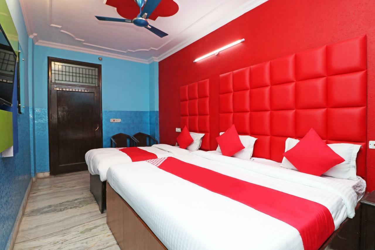 Oyo 29304 Hotel Pooja Yamuna Nagar Экстерьер фото