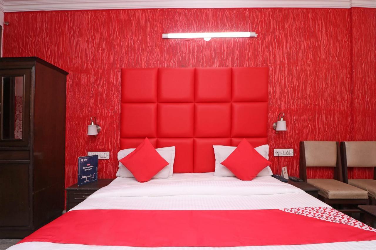 Oyo 29304 Hotel Pooja Yamuna Nagar Экстерьер фото