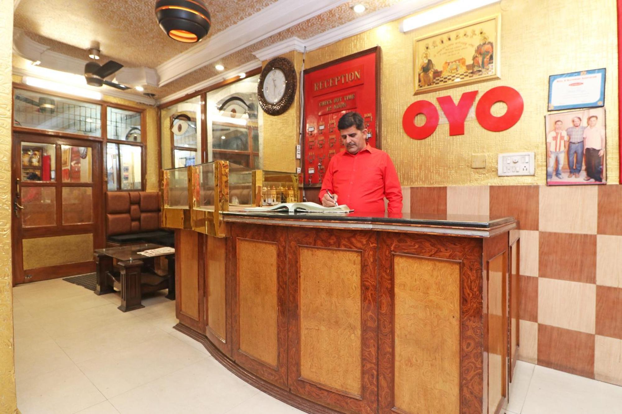 Oyo 29304 Hotel Pooja Yamuna Nagar Экстерьер фото