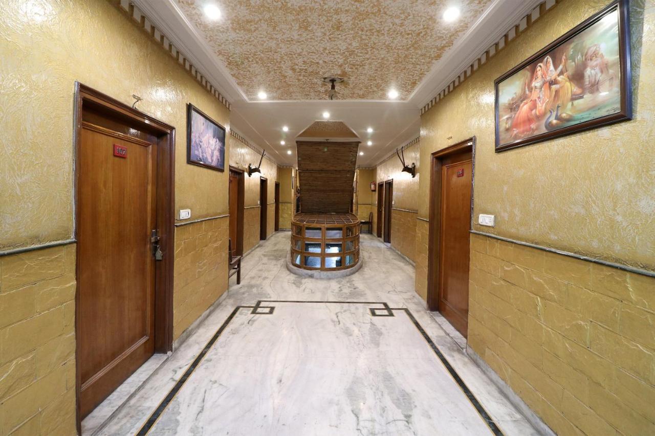 Oyo 29304 Hotel Pooja Yamuna Nagar Экстерьер фото